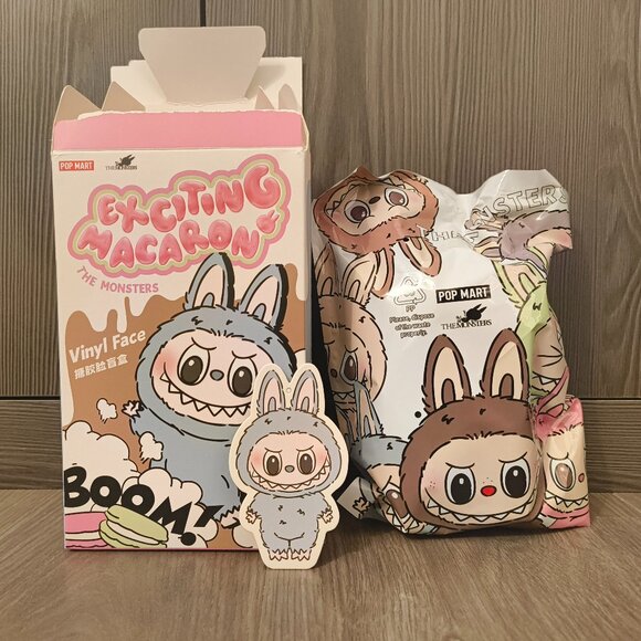 THE MONSTERS - Exciting Macaron Vinyl Face Blind Box - Sea Salt Cocount - Picture 1 of 3